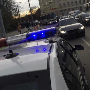 猛烈顶弄H禁欲军人撕裂H
